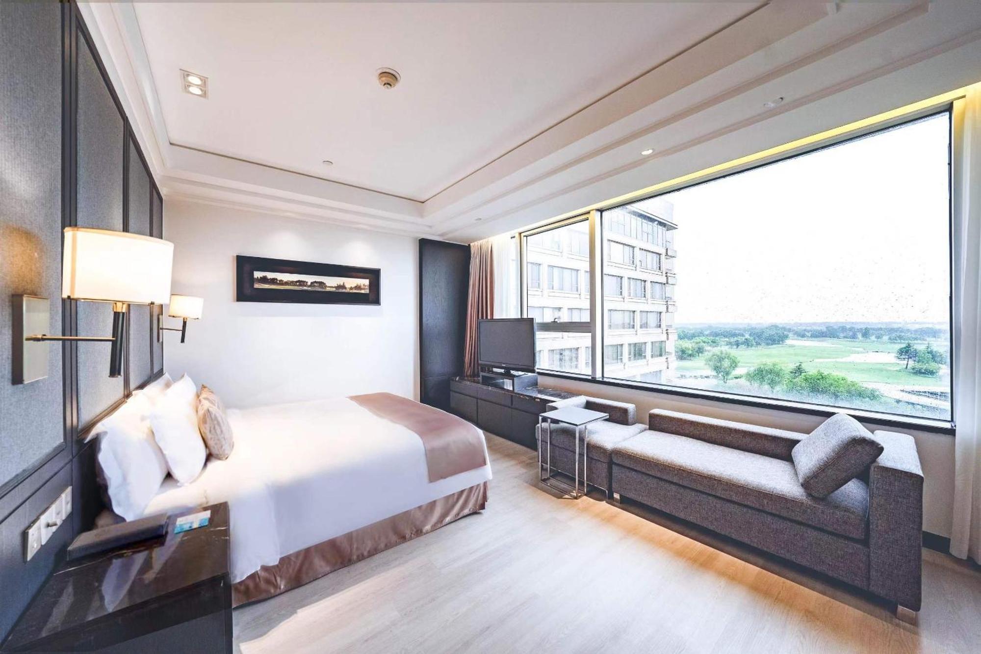 Crowne Plaza Shanghai Anting-Auto City - 15 Minutes Drive To F1 Jiading Esterno foto